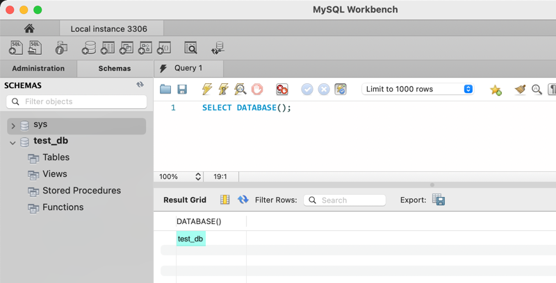 MySQL で使用するデータベースを選択する 3